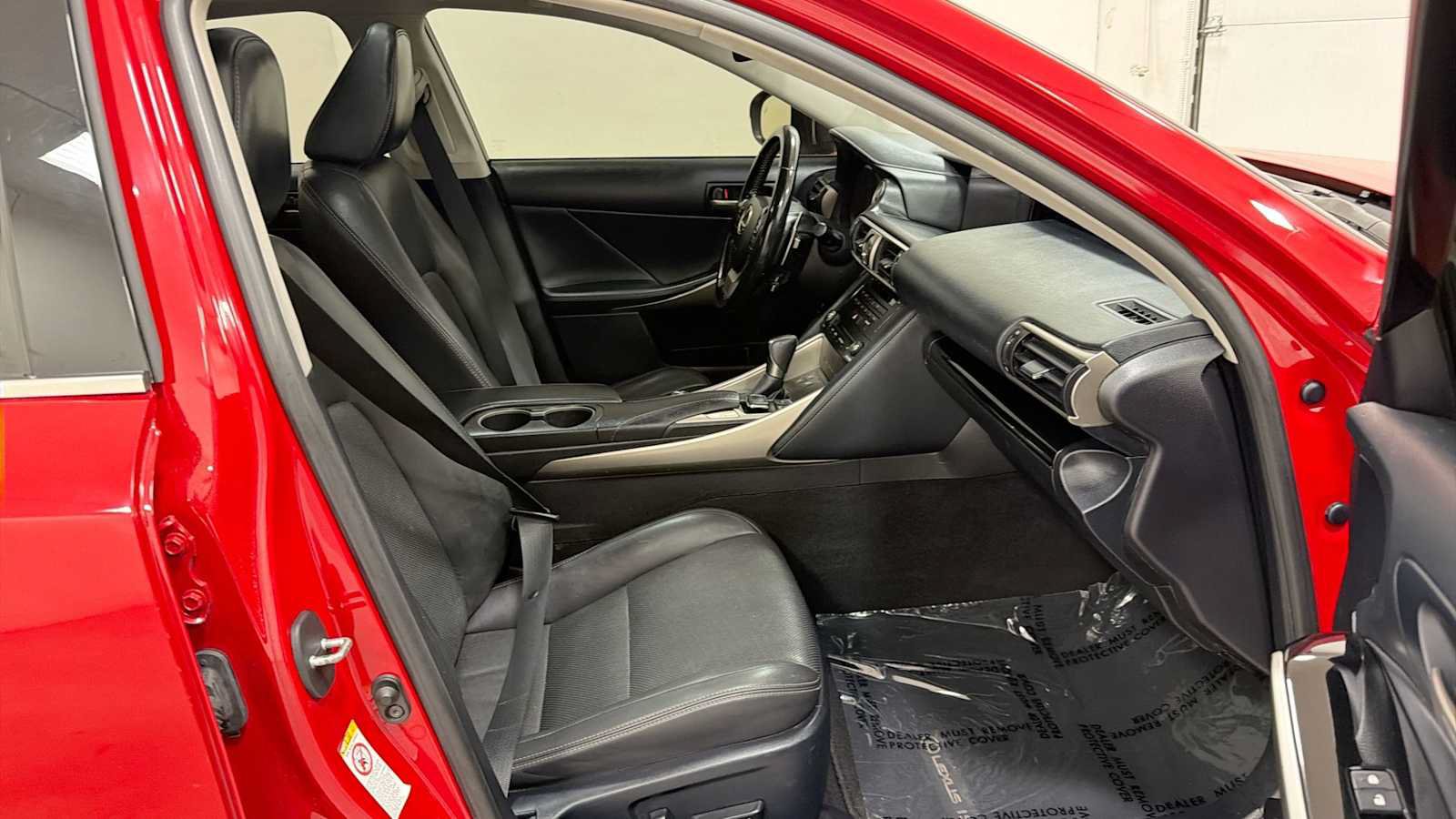 Used 2017 Lexus IS 300 AWD image 30