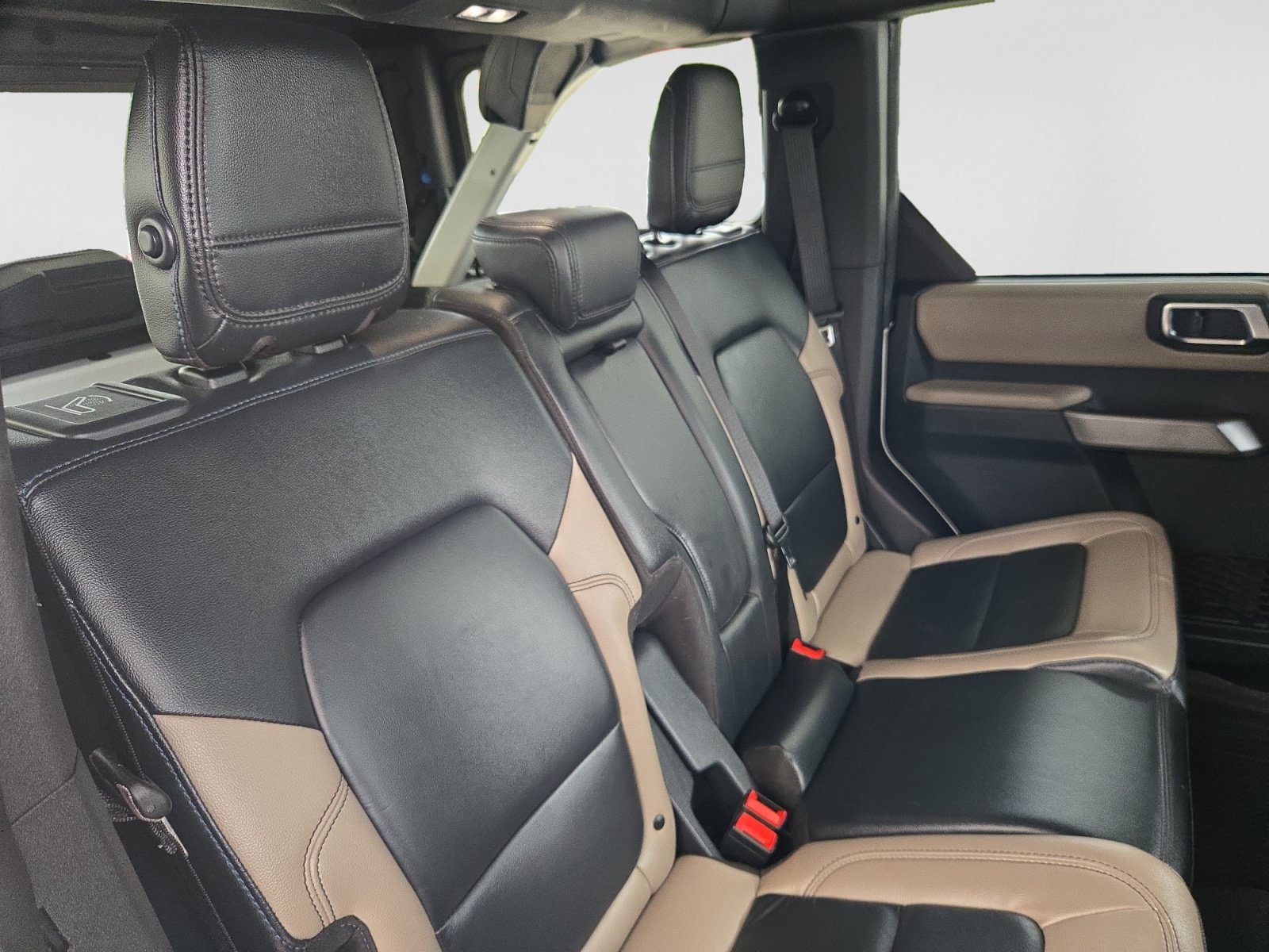 Used 2022 Ford Bronco Wildtrak AWD/4WD image 17