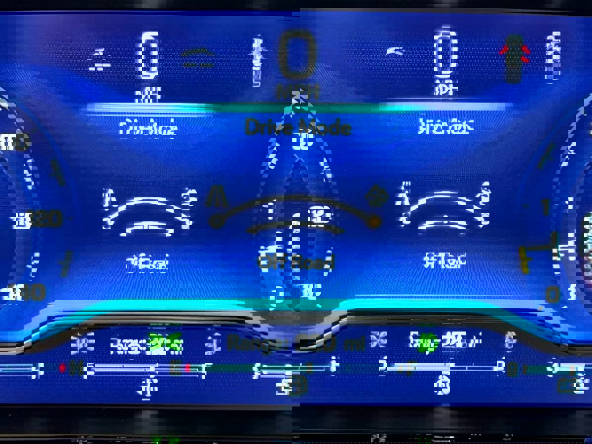 Used 2024 Chevrolet Silverado 2500 High Country w/ High Country Premium Package image 23