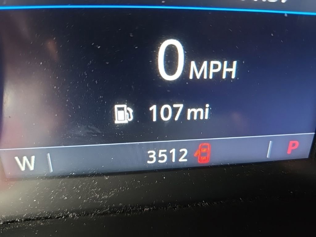 Used 2023 Buick Encore GX Select w/ Sport Touring Package image 21