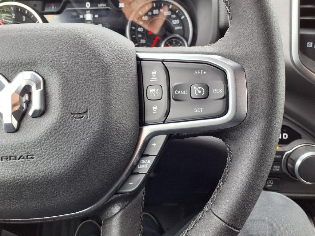 New 2026 RAM 1500 Big Horn AWD/4WD image 12