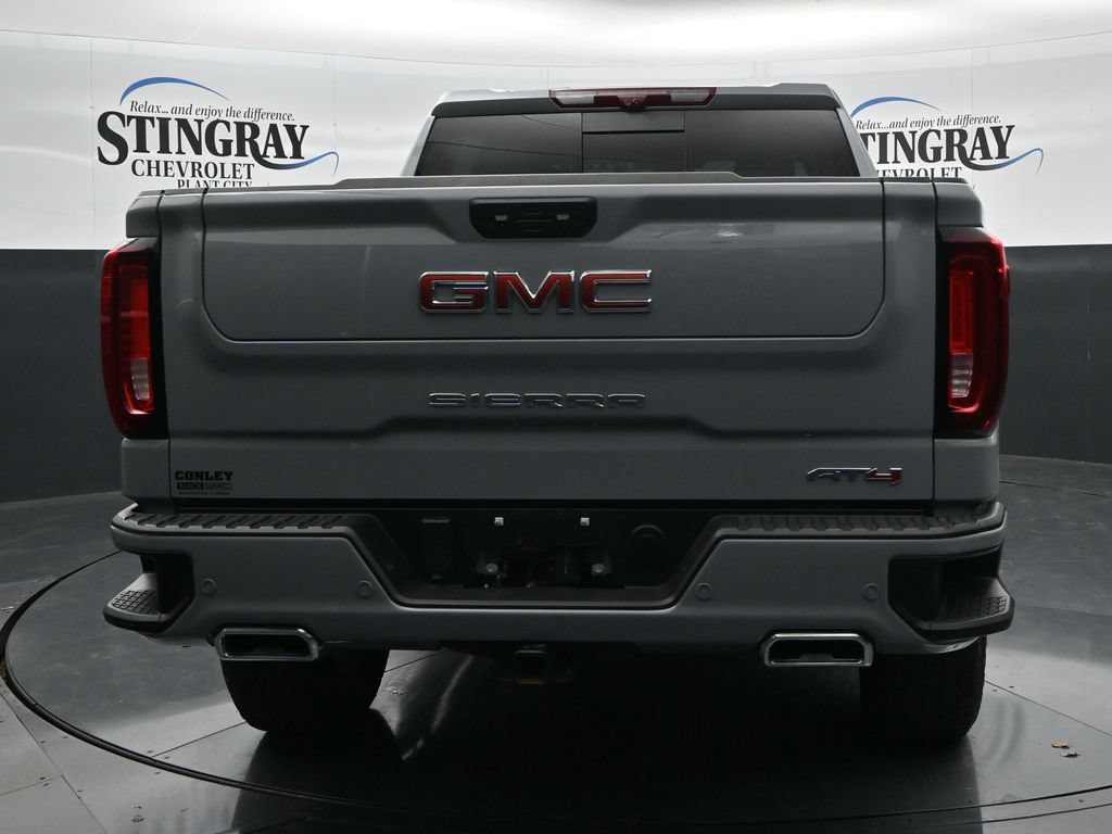 Used 2025 GMC Sierra 1500 AT4 w/ AT4 Premium Package AWD/4WD image 6