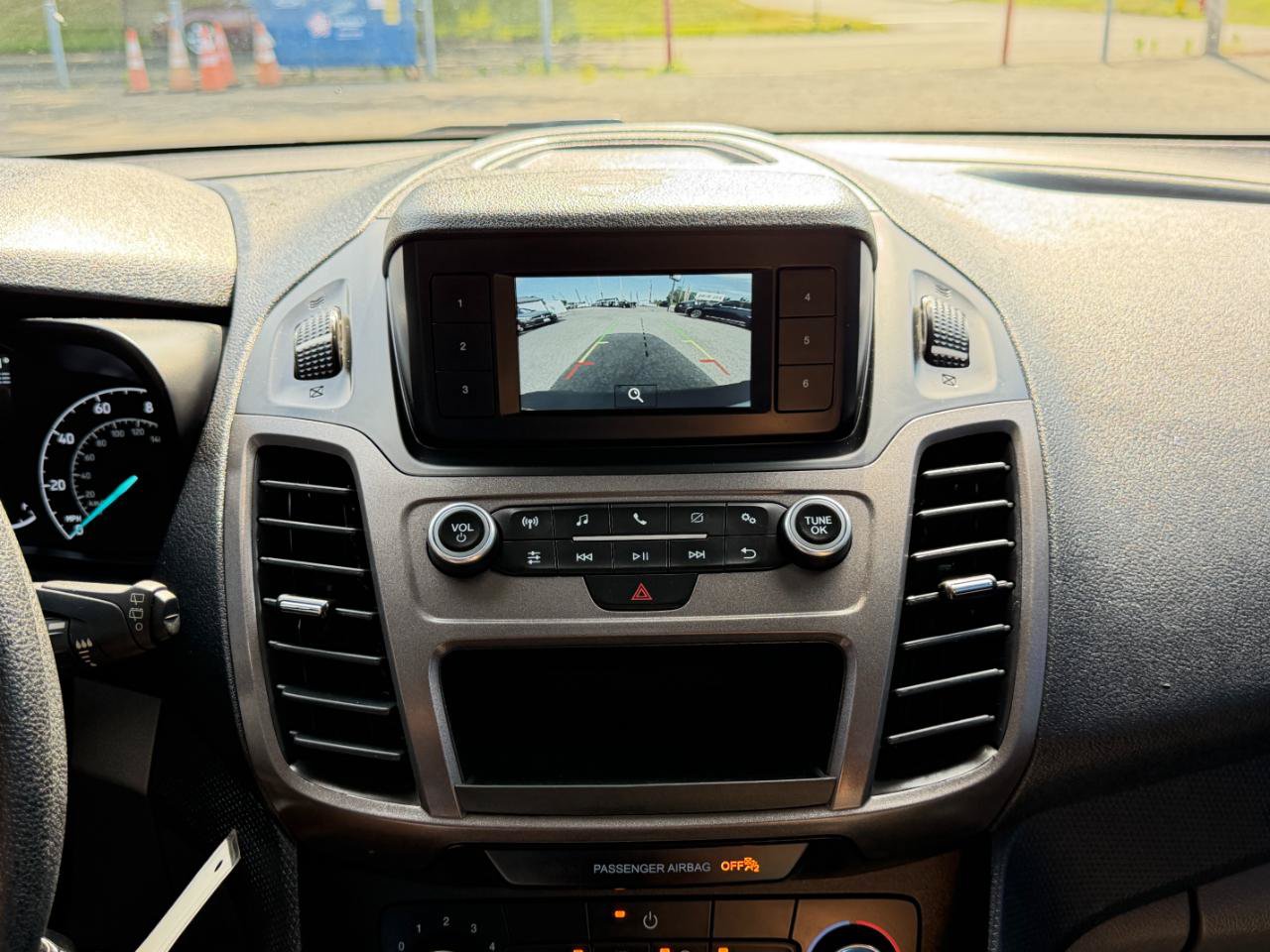 Used 2022 Ford Transit Connect XL FWD image 22