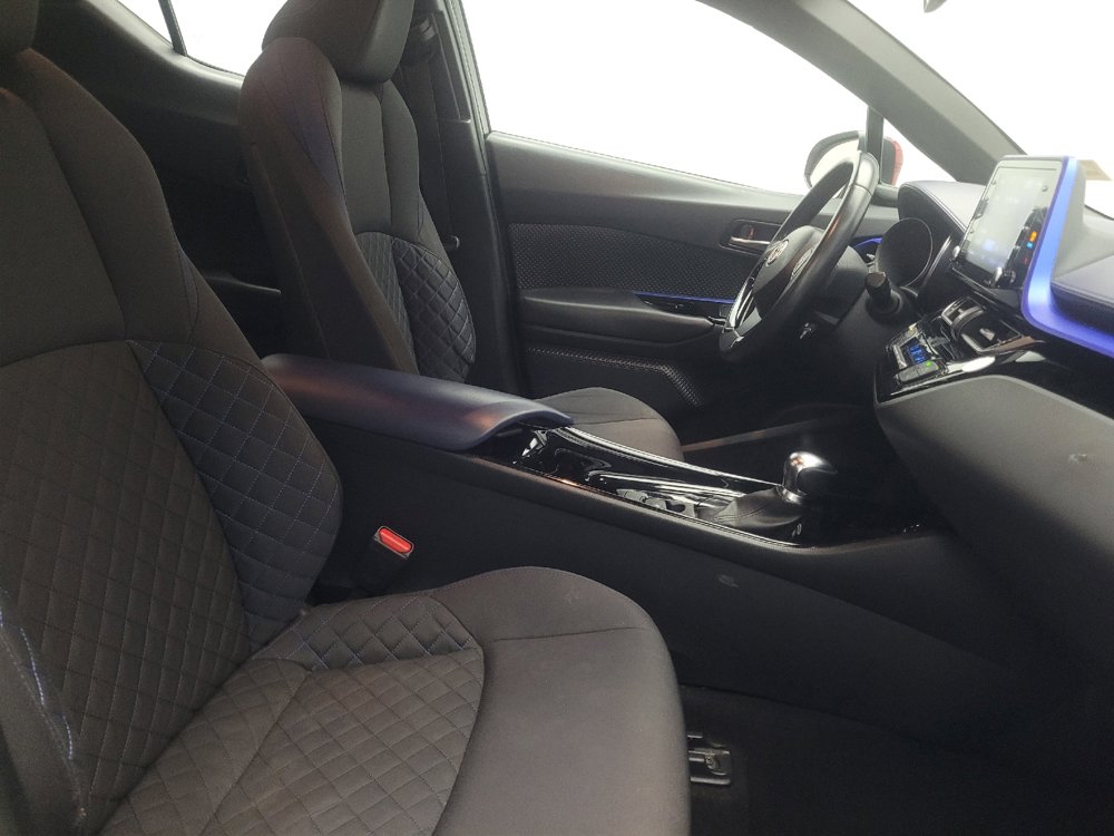 Used 2021 Toyota C-HR XLE FWD image 21