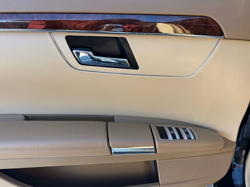 Used 2008 Mercedes-Benz S 550 image 17