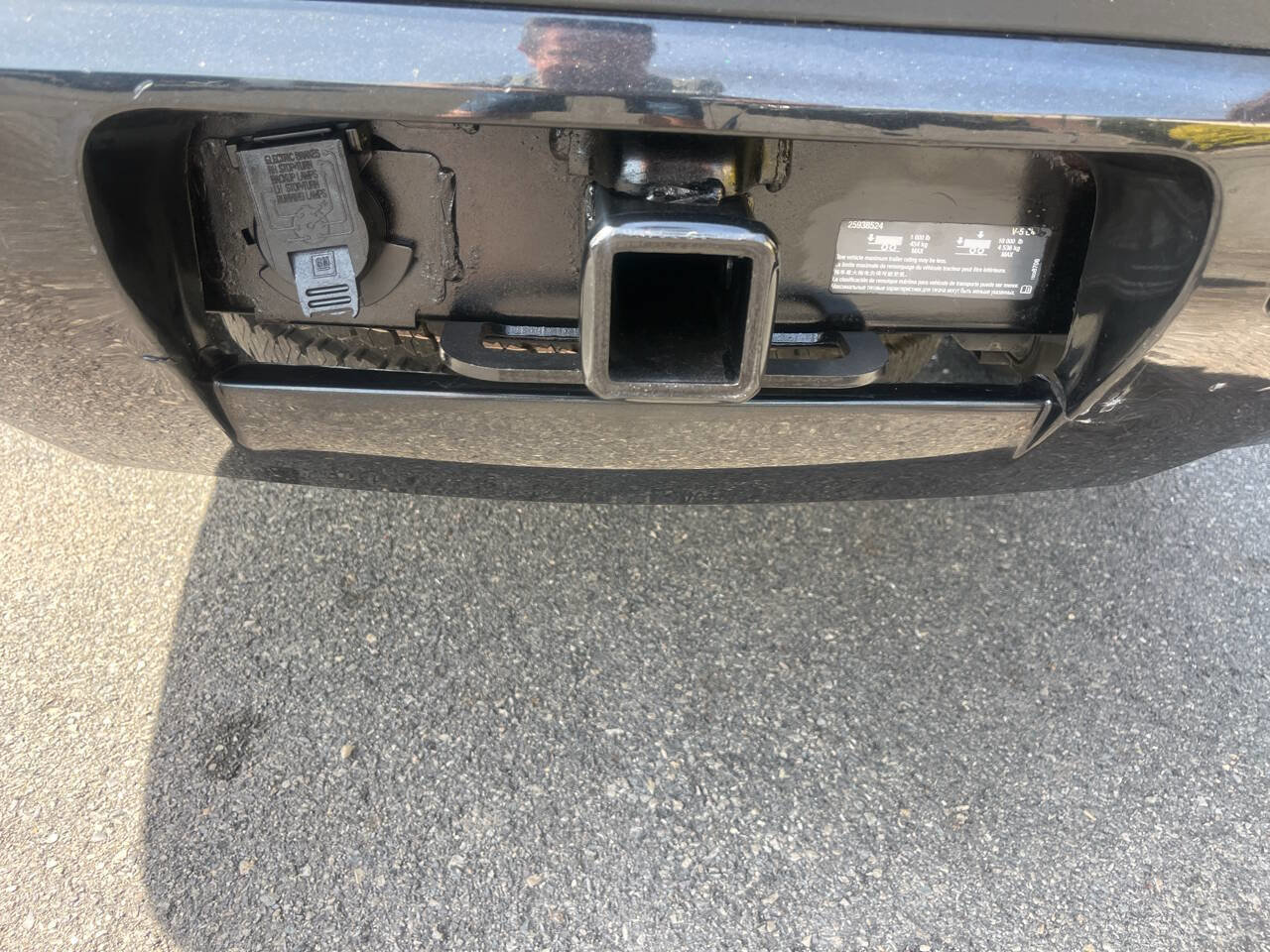 Used 2013 Chevrolet Suburban 2500 LS w/ Convenience Package 1 image 11