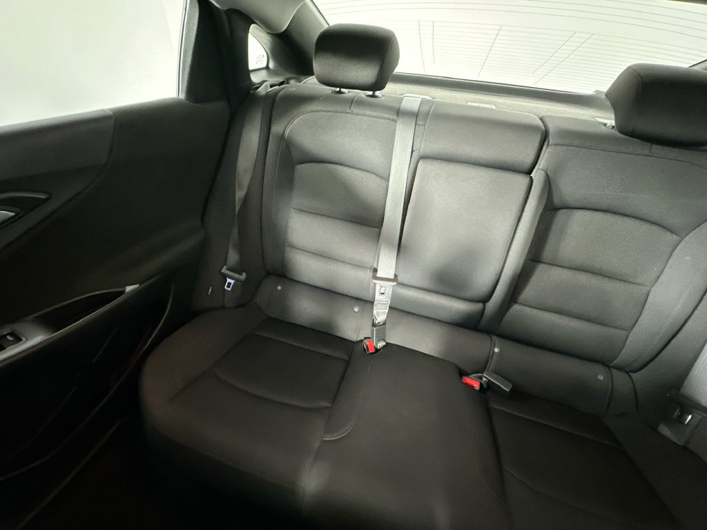 Used 2023 Chevrolet Malibu LT FWD image 12