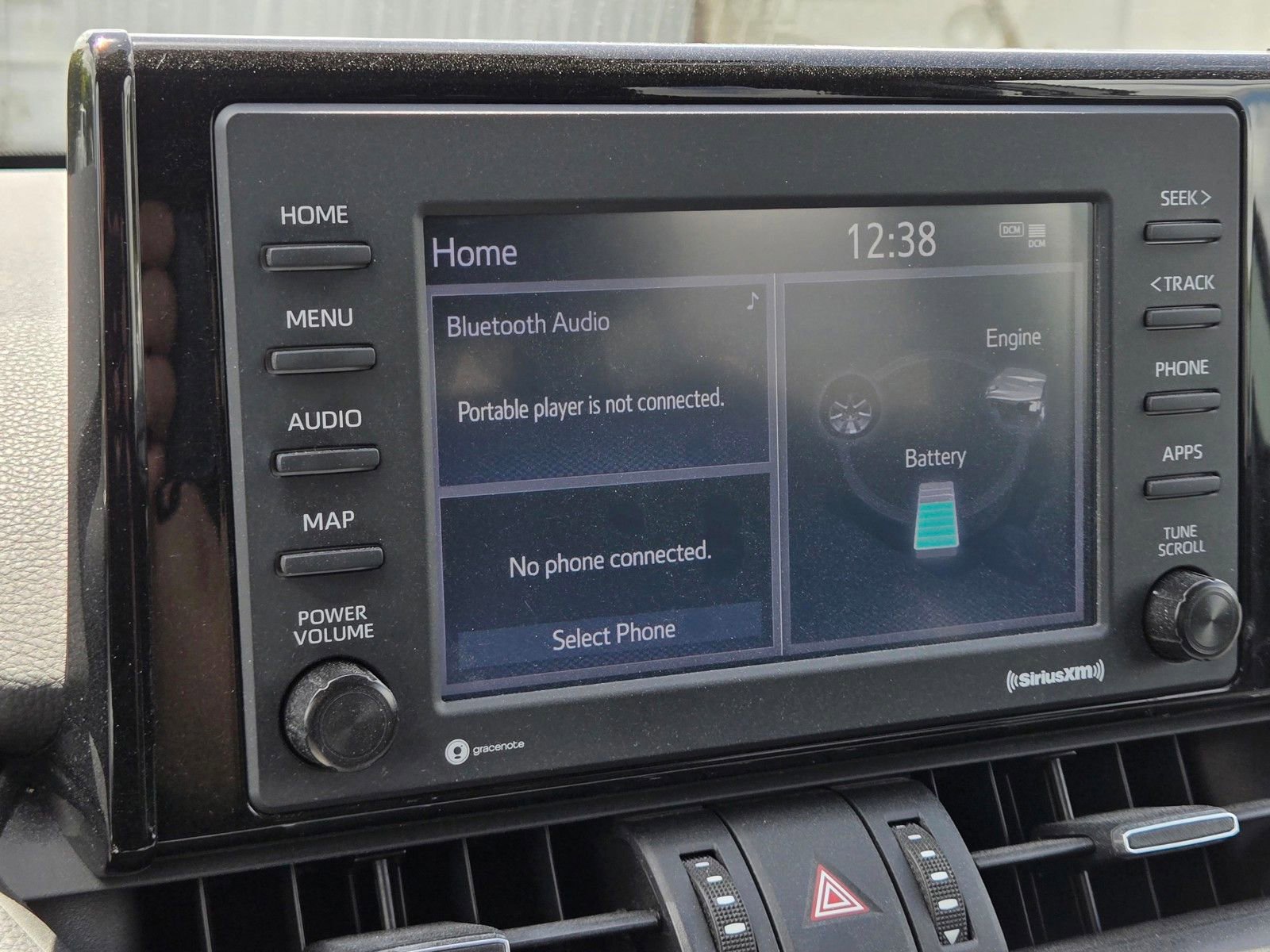 Used 2022 Toyota RAV4 XLE Premium AWD/4WD image 19