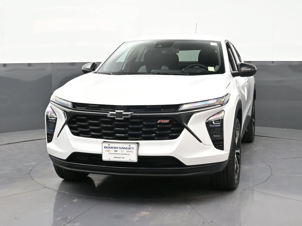 Used 2024 Chevrolet Trax RS FWD image 8