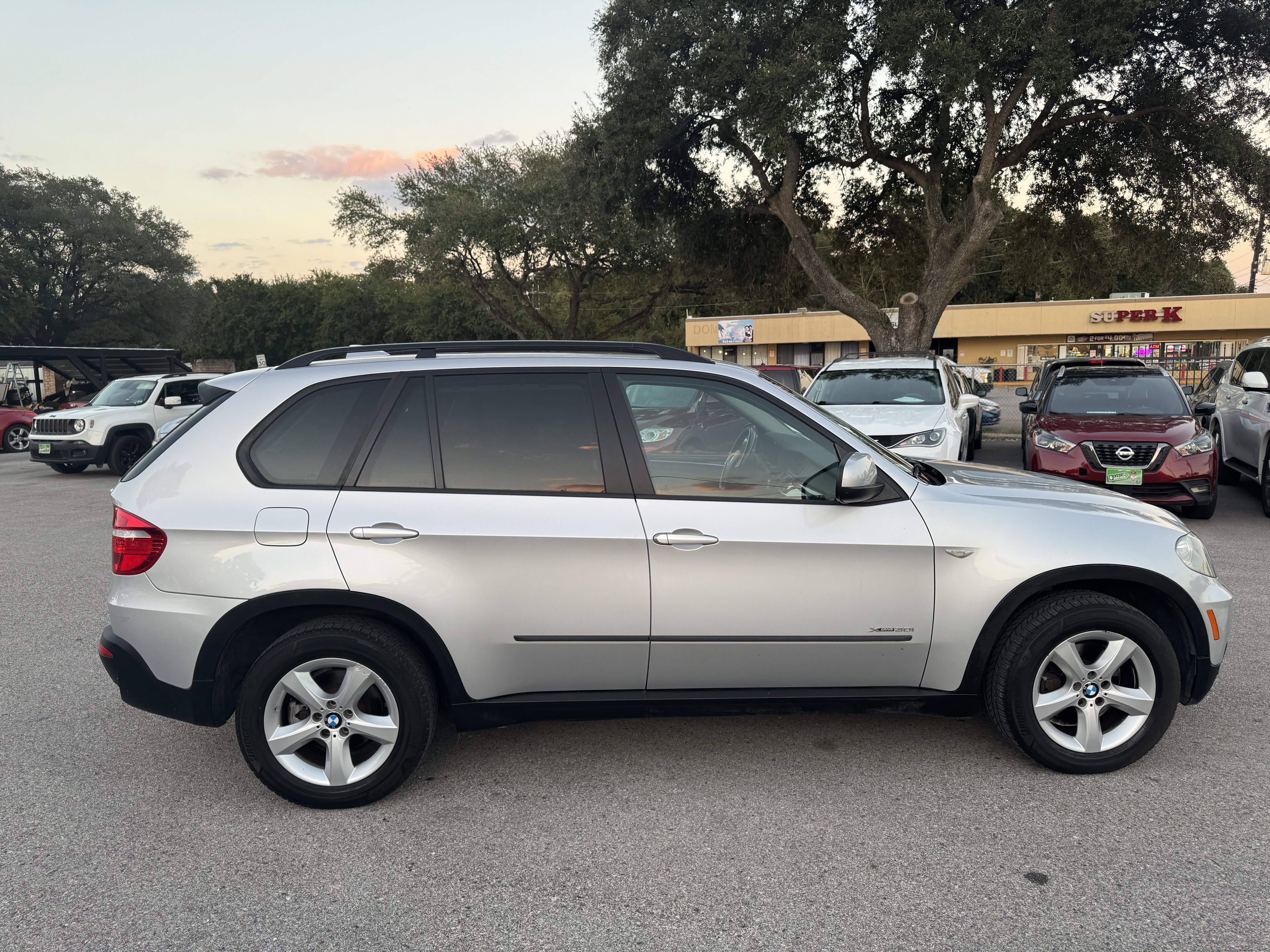 Used 2009 BMW X5 xDrive30i image 3