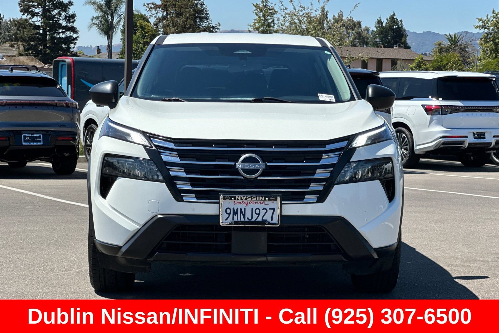 Used 2024 Nissan Rogue S FWD image 9