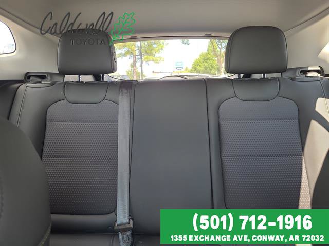 Used 2024 Chevrolet Trax LT w/ Driver Confidence Package FWD image 31