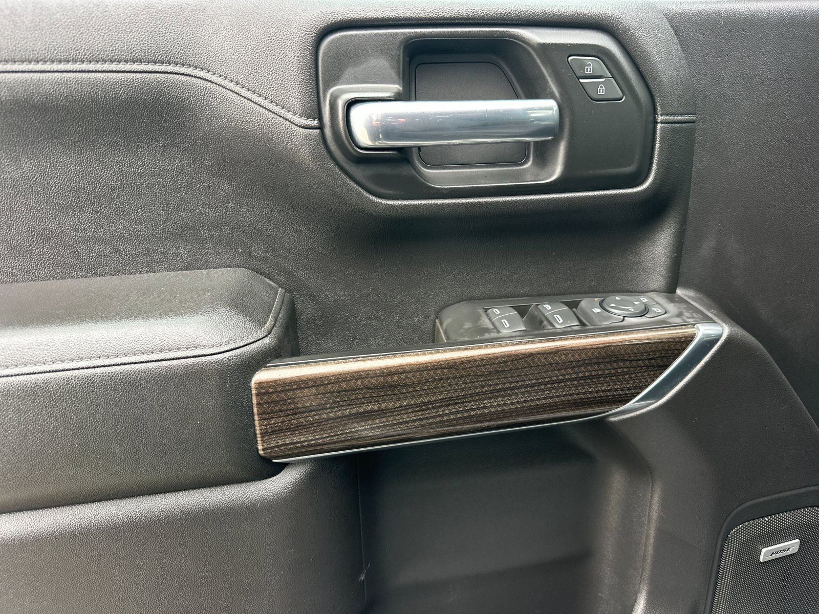 Used 2020 Chevrolet Silverado 1500 RST image 11