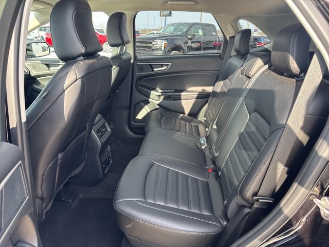 Used 2024 Ford Edge SEL w/ Convenience Package image 10