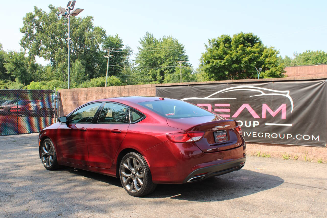 Used 2015 Chrysler 200 S w/ Comfort Group image 3