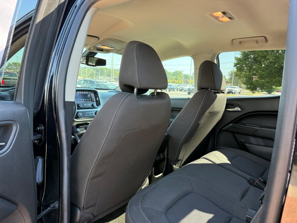 Used 2018 Chevrolet Colorado LT w/ LT Convenience Package AWD/4WD image 16