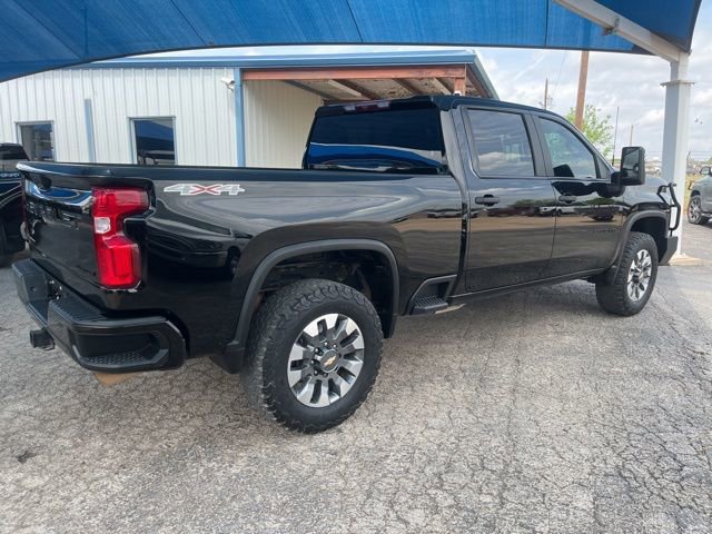 Used 2021 Chevrolet Silverado 2500 Custom w/ Custom Value Package image 4