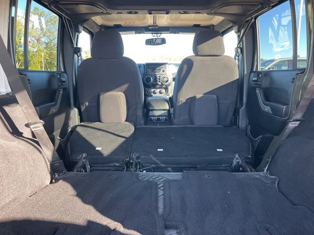 Used 2015 Jeep Wrangler Unlimited Sport w/ Quick Order Package 24S image 38