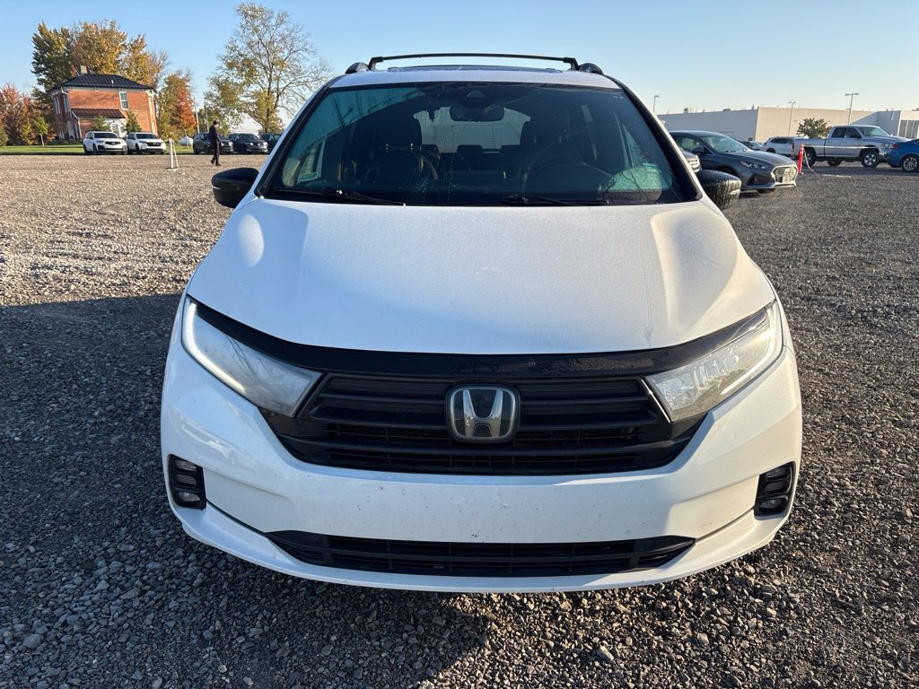 Used 2023 Honda Odyssey Sport image 2