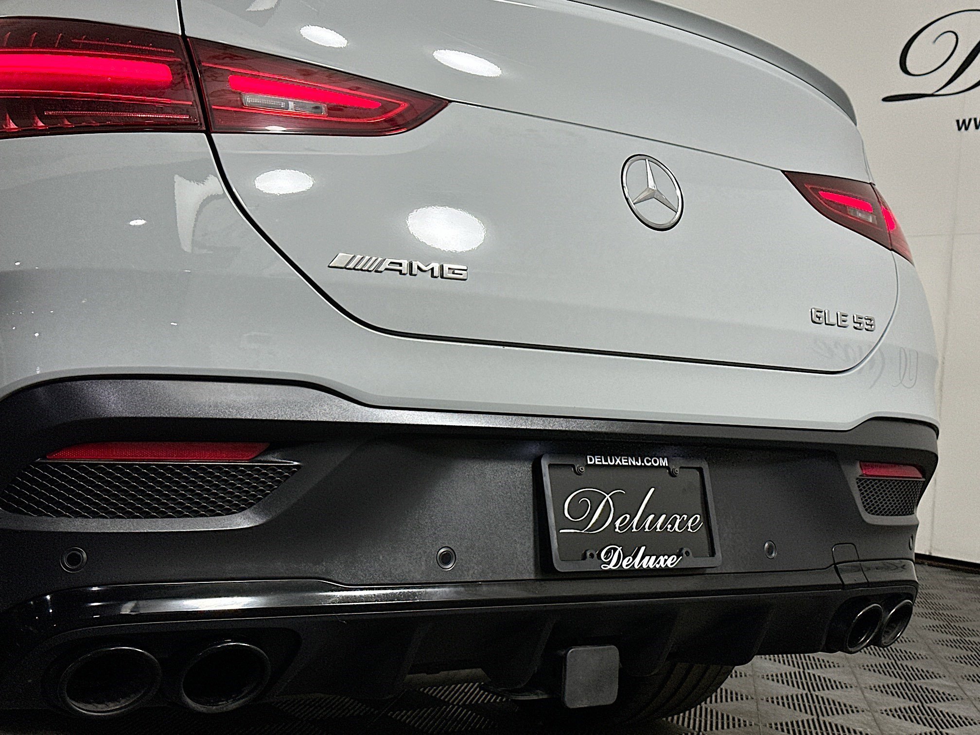 Used 2024 Mercedes-Benz GLE 53 AMG 4MATIC Coupe w/ Driver Assistance Package image 27