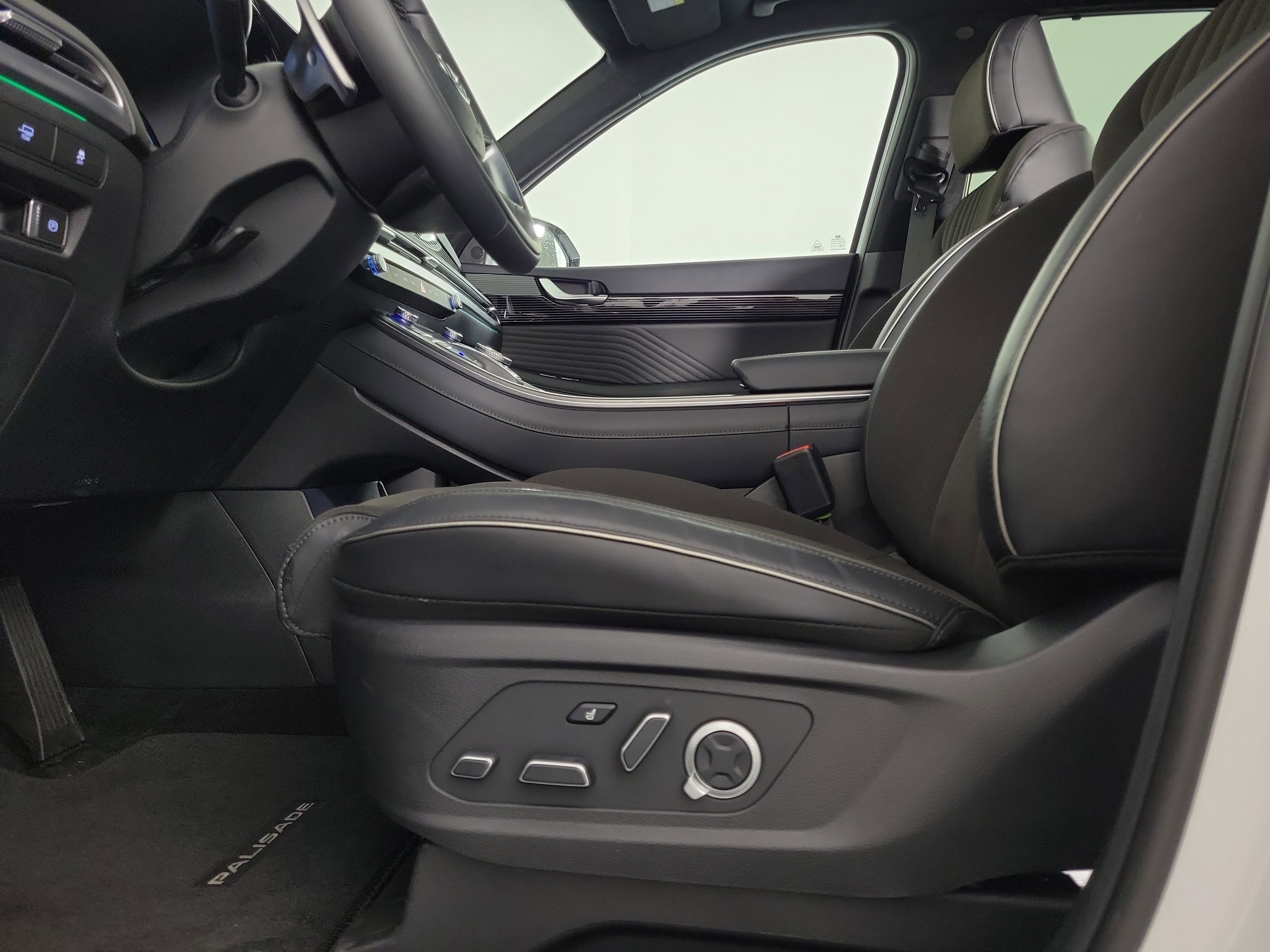 New 2025 Hyundai Palisade Calligraphy image 25