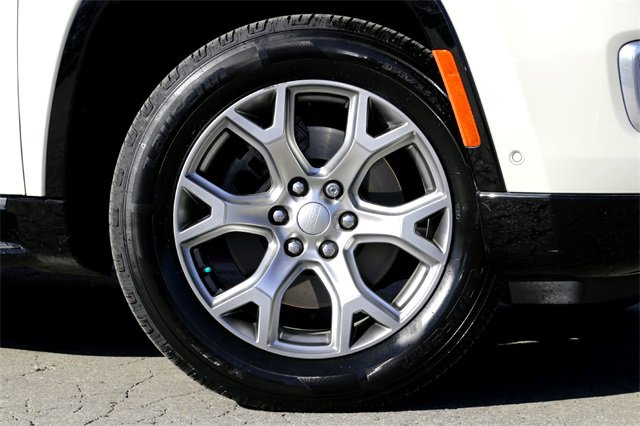 Used 2022 Jeep Wagoneer Series II image 2