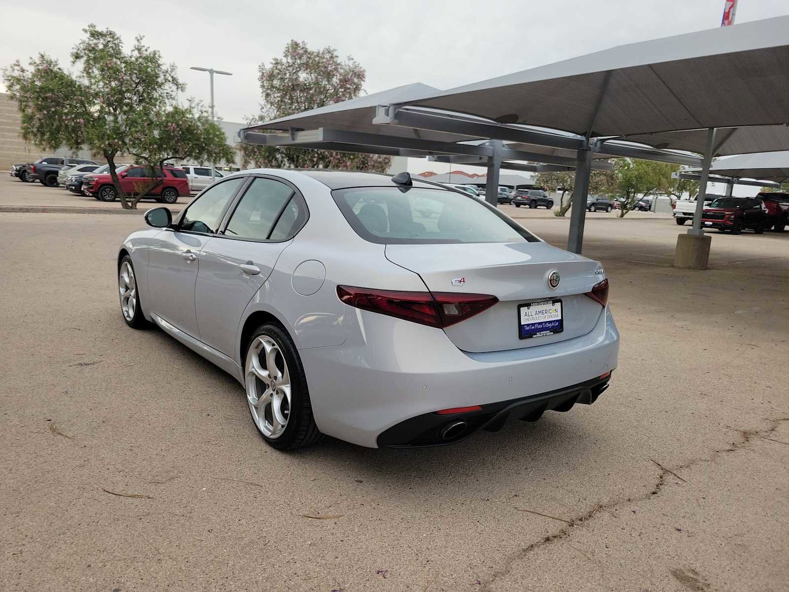Used 2020 Alfa Romeo Giulia Ti Sport w/ Quick Order Package 22S Sport AWD/4WD image 6