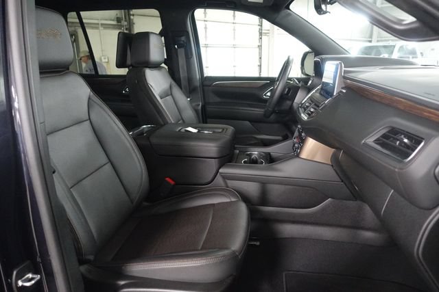 Used 2024 Chevrolet Tahoe High Country w/ Advanced Technology Package AWD/4WD image 34