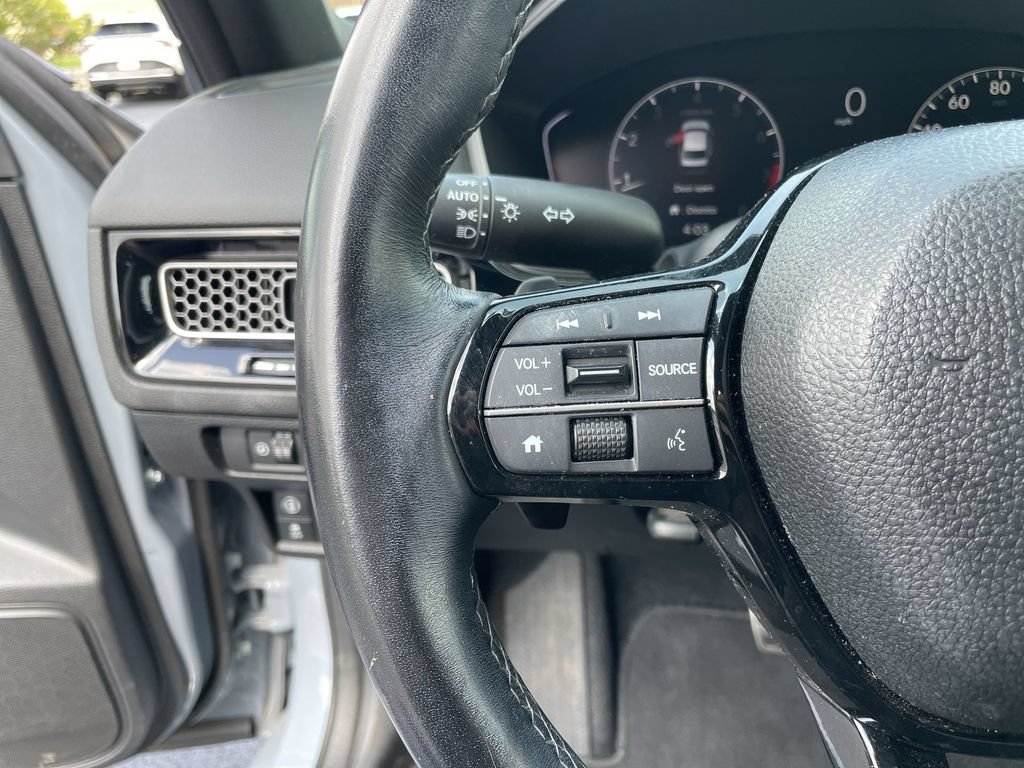 Used 2023 Honda Civic Sport image 15