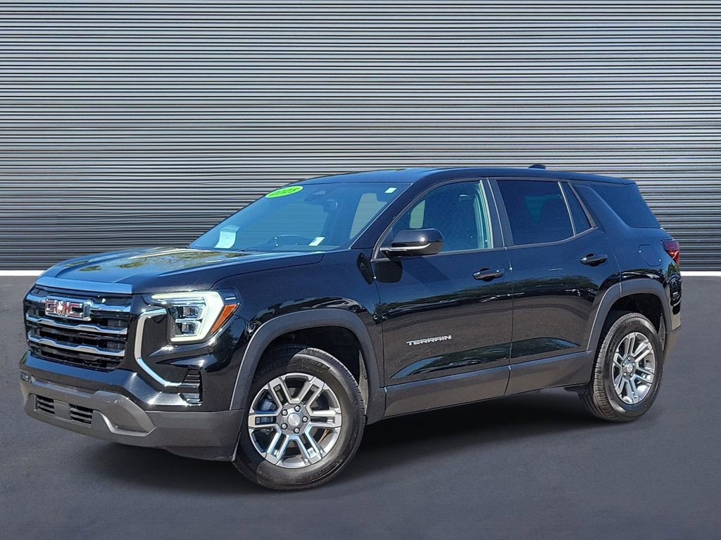 Used 2025 GMC Terrain Elevation AWD/4WD image 1