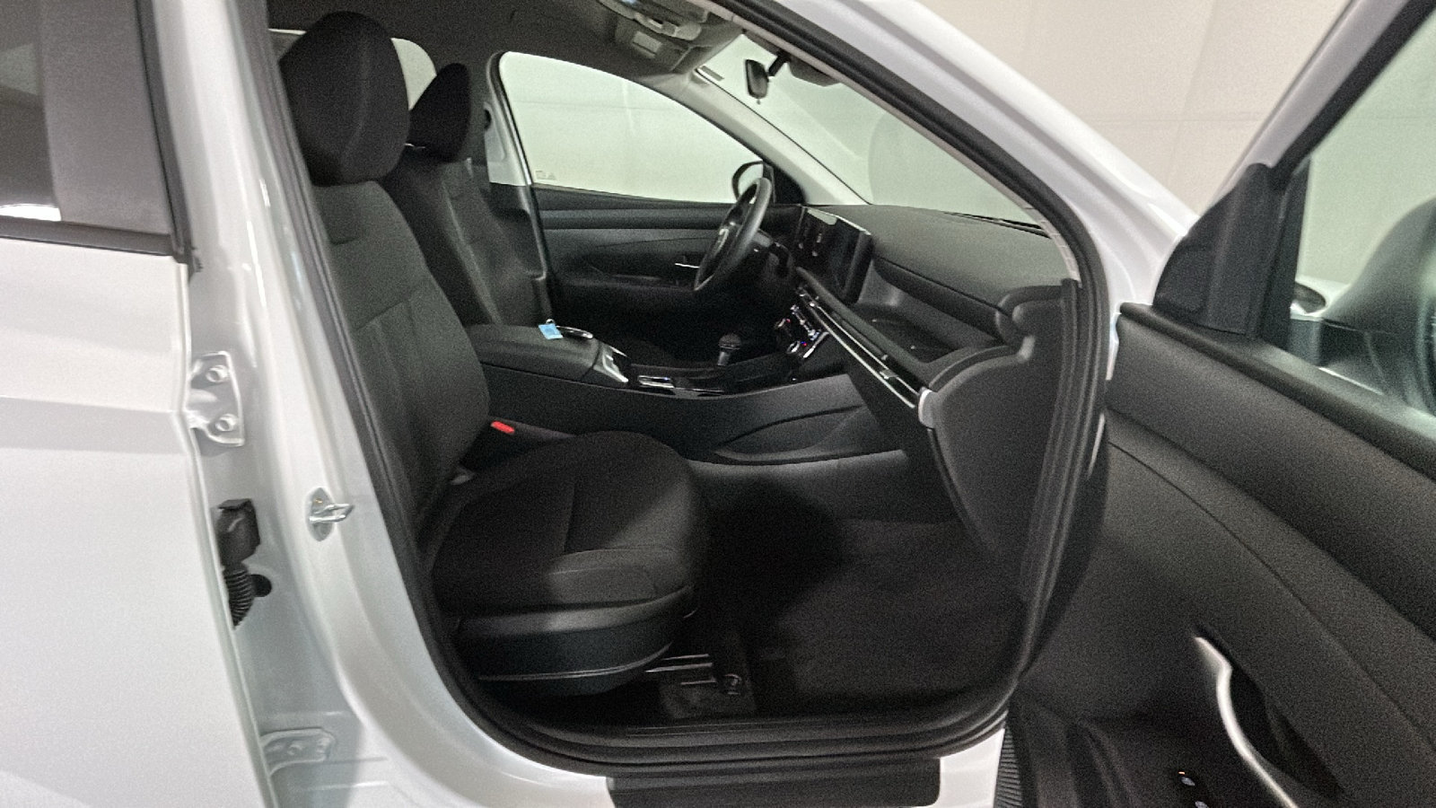 Used 2026 Hyundai Tucson SEL Plus FWD image 35