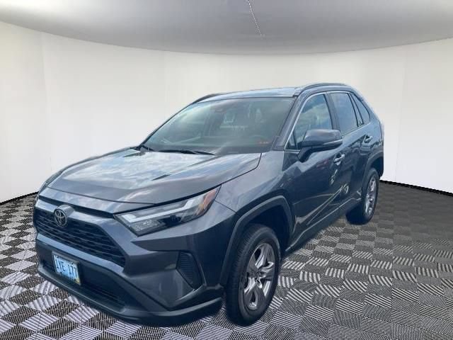 Used 2025 Toyota RAV4 XLE w/ Convenience Package AWD/4WD image 1