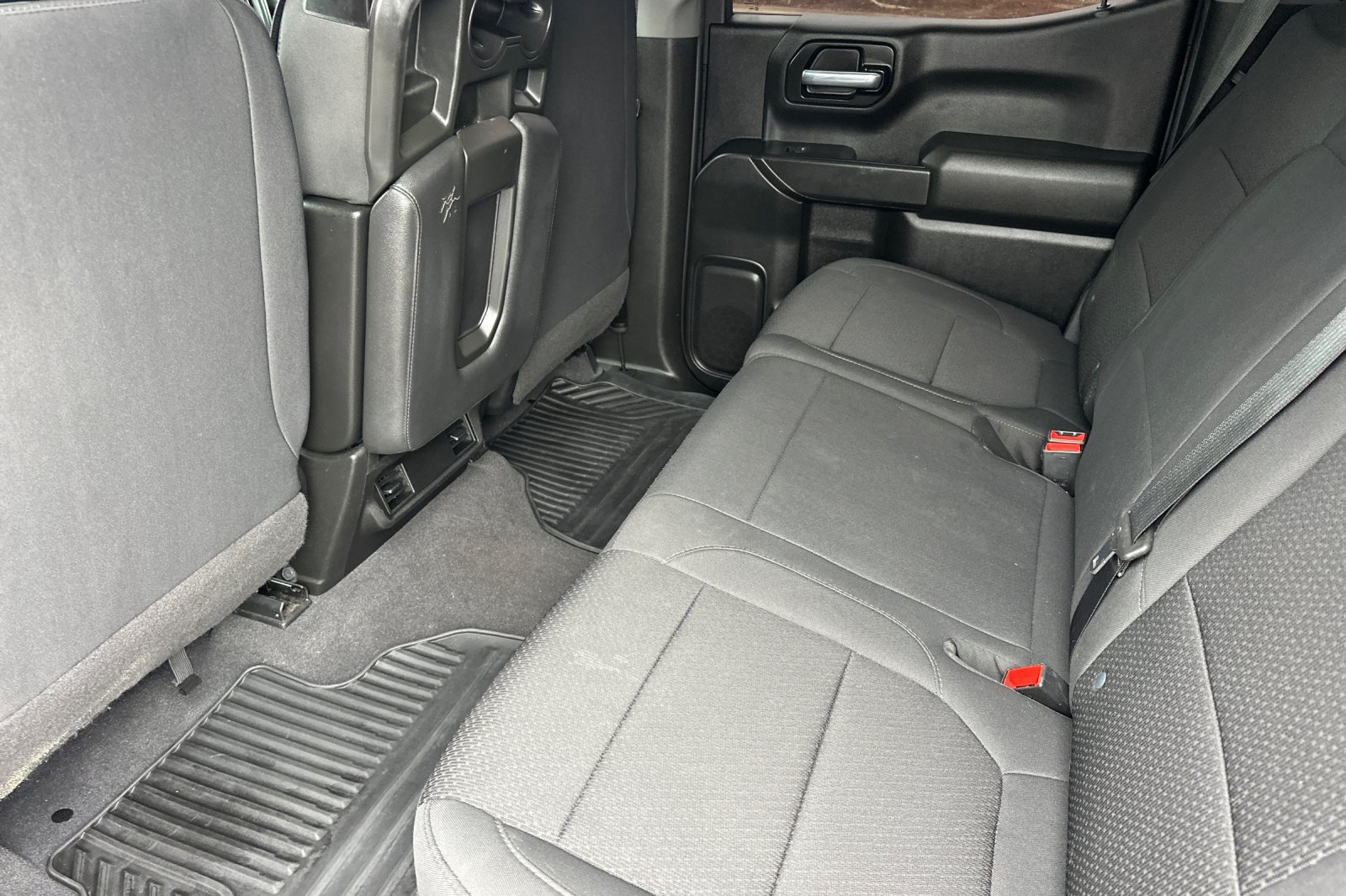 Used 2021 Chevrolet Silverado 1500 Custom w/ LPO, Dark Essentials Package RWD image 12