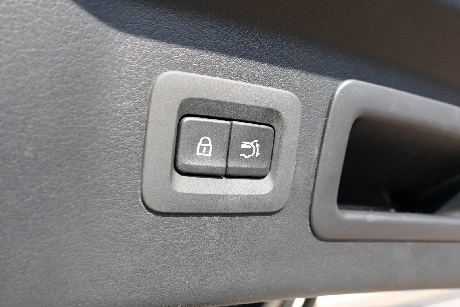 Certified 2024 MAZDA CX-90 Plug-In Hybrid w/ Preferred image 27