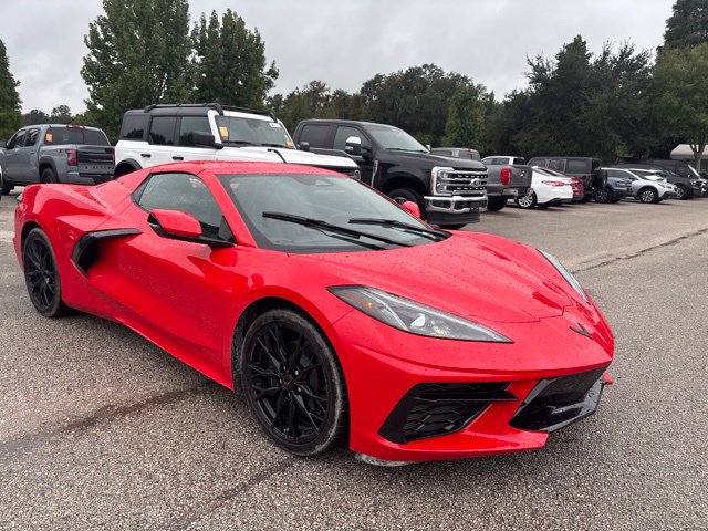 Used 2025 Chevrolet Corvette Stingray Convertible w/ 1LT RWD image 3