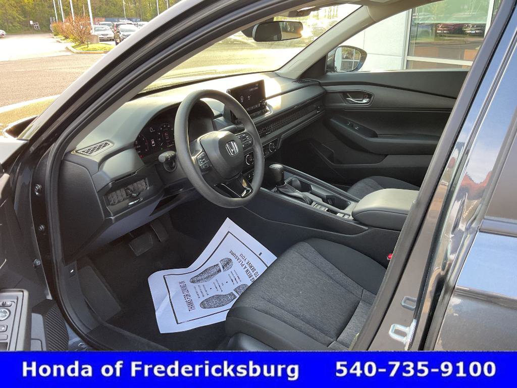 Certified 2025 Honda Accord LX image 24