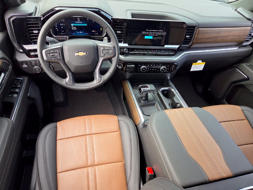 New 2026 Chevrolet Silverado 1500 High Country w/ Technology Package AWD/4WD image 8