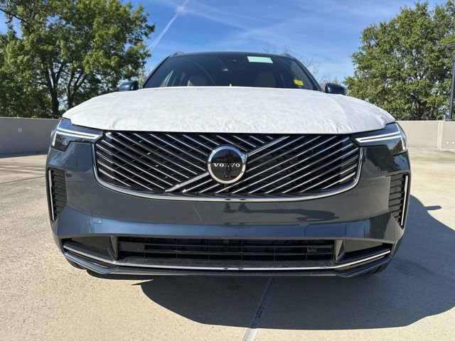 New 2026 Volvo XC90 B6 Plus w/ Protection Package Premier image 2
