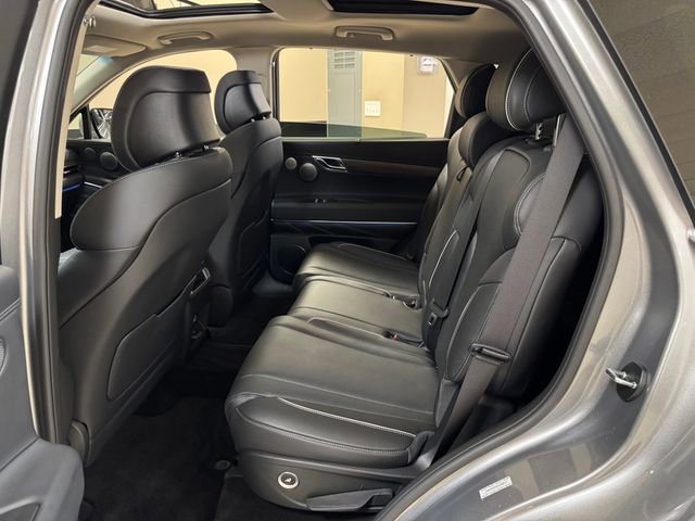 Used 2025 Genesis GV80 3.5T Advanced image 23