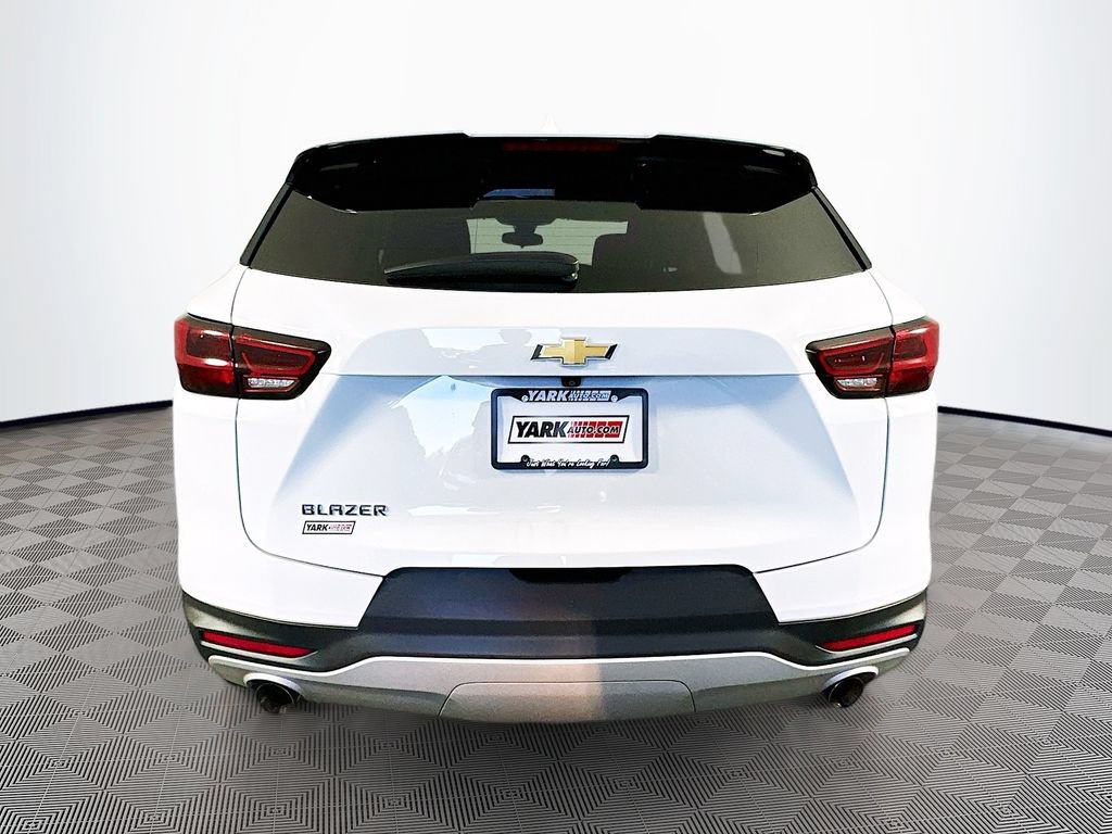 Used 2023 Chevrolet Blazer LT FWD image 9