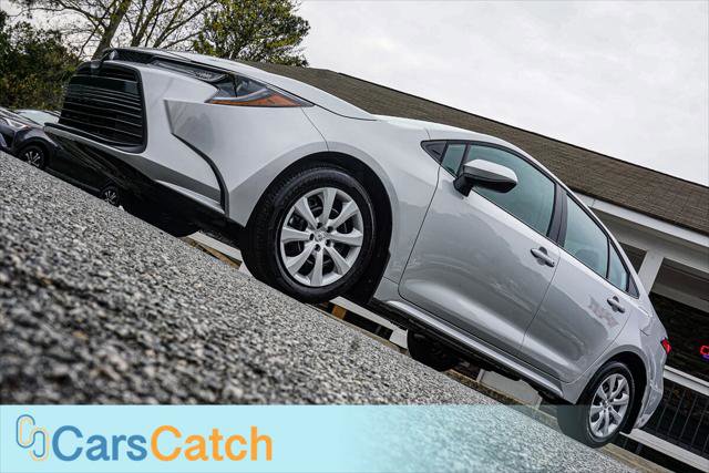 Used 2026 Toyota Corolla LE image 4