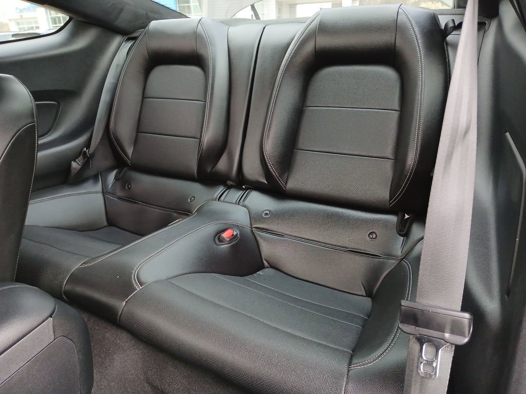 Used 2022 Ford Mustang Premium image 24