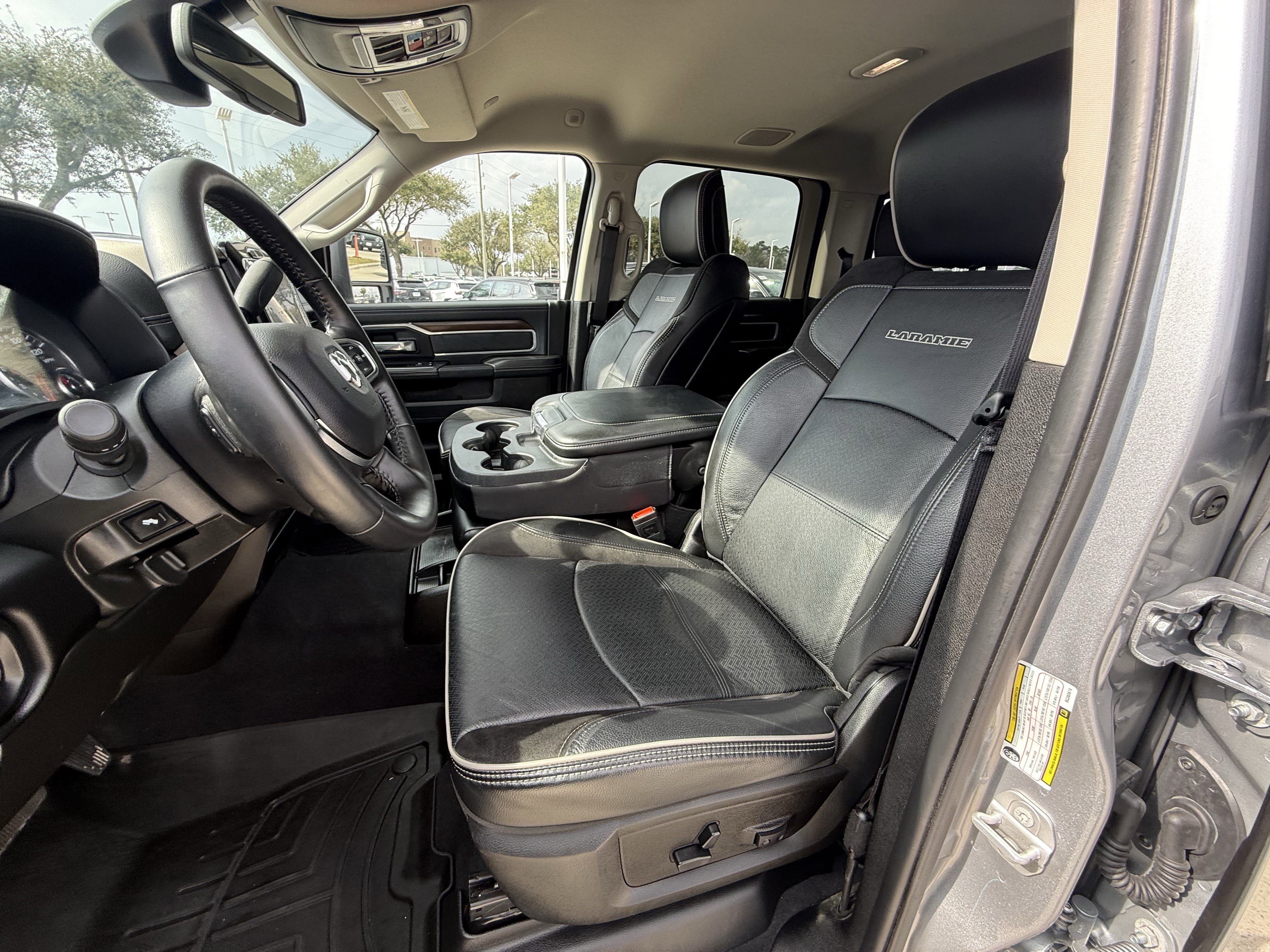 Used 2024 RAM 2500 Laramie image 27