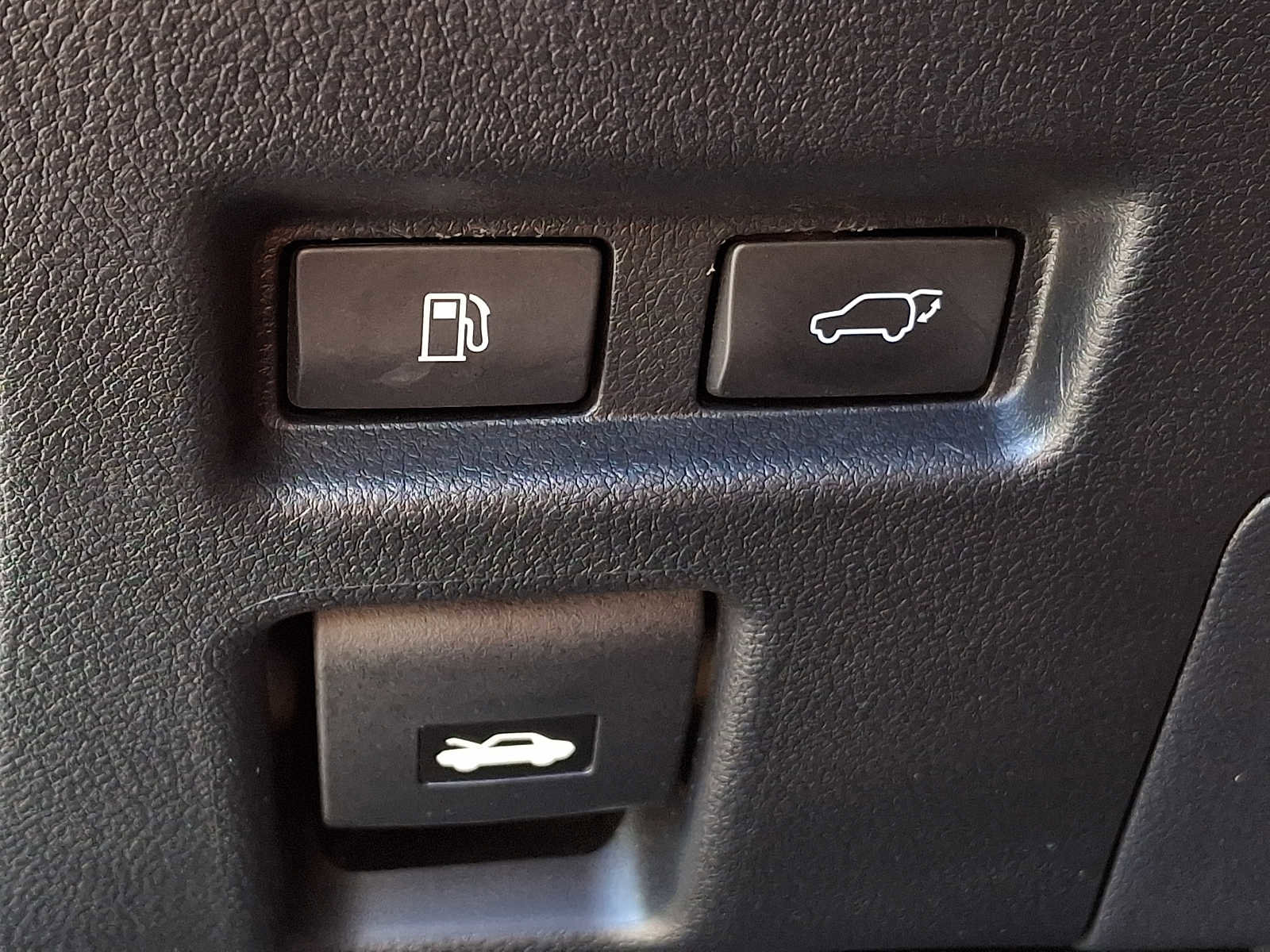 Used 2023 Lexus UX 250h AWD w/ Accessory Package (Z2) image 24