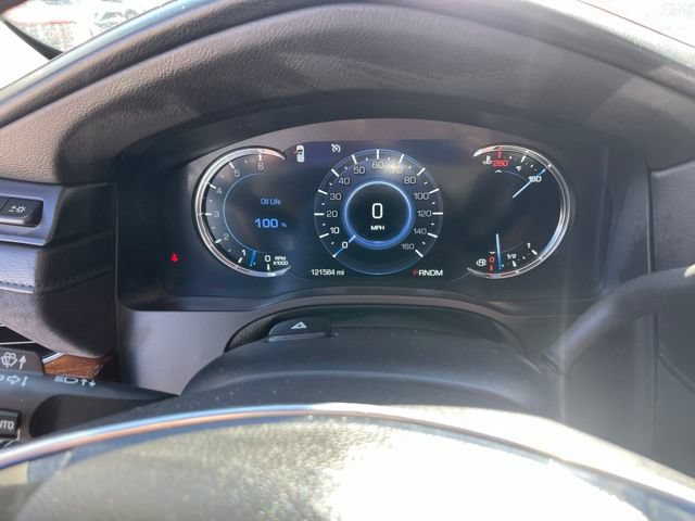 Used 2016 Cadillac Escalade ESV Luxury AWD/4WD image 8