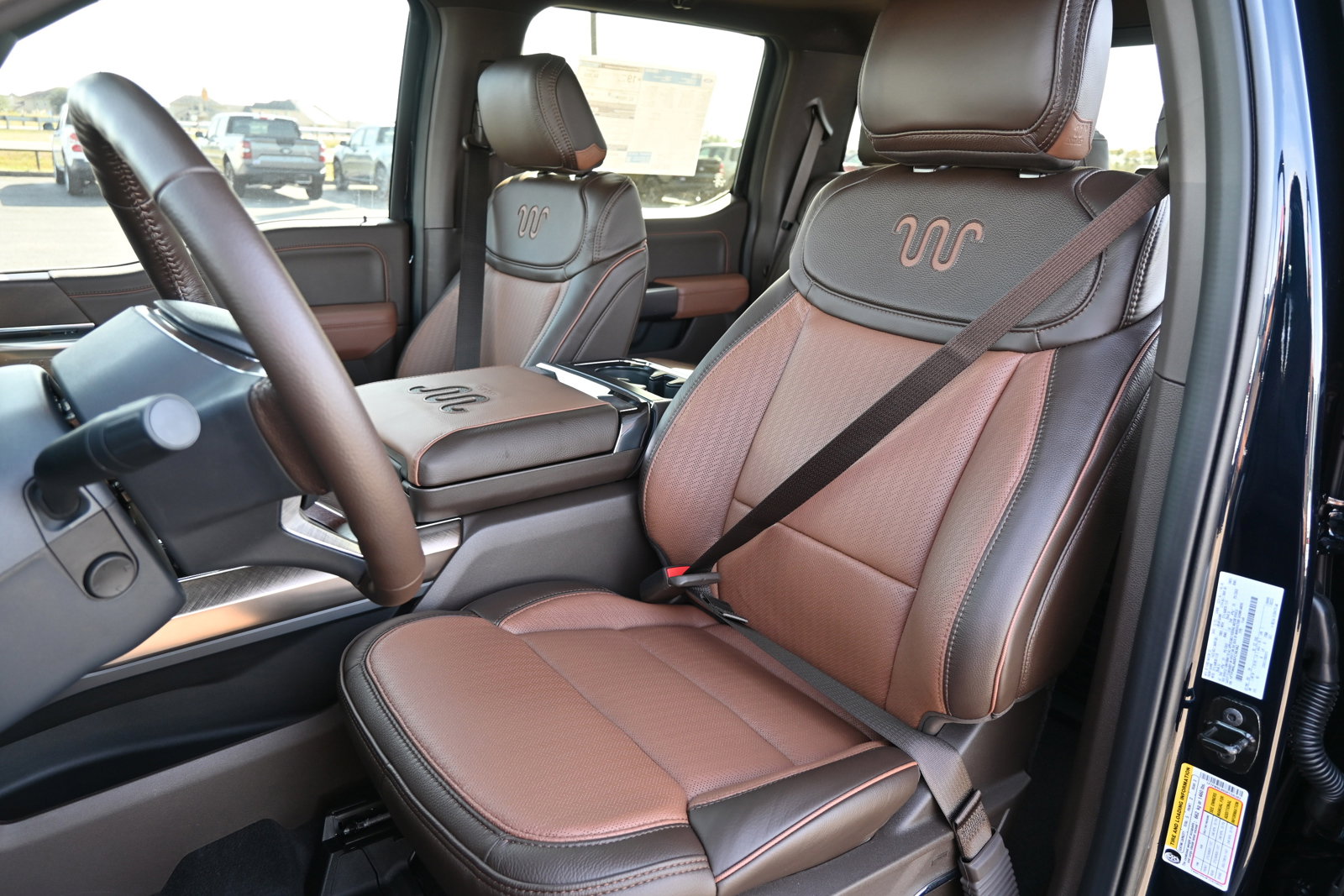 New 2025 Ford F150 King Ranch w/ FX4 Off-Road Package image 36