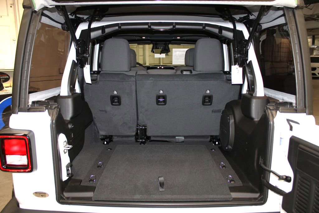 New 2026 Jeep Wrangler Sport S image 30