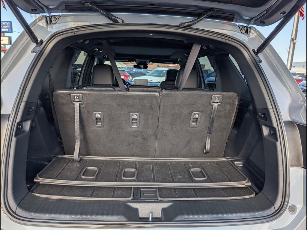 Used 2025 Honda Pilot Black Edition image 22