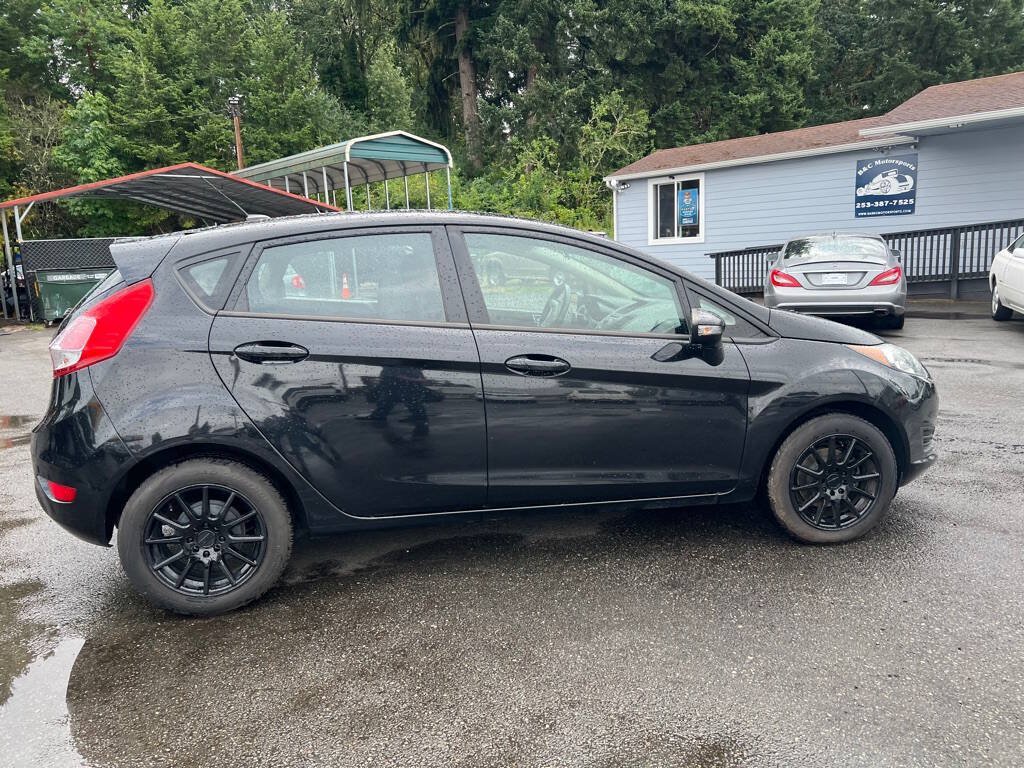 Used 2014 Ford Fiesta SE FWD image 14