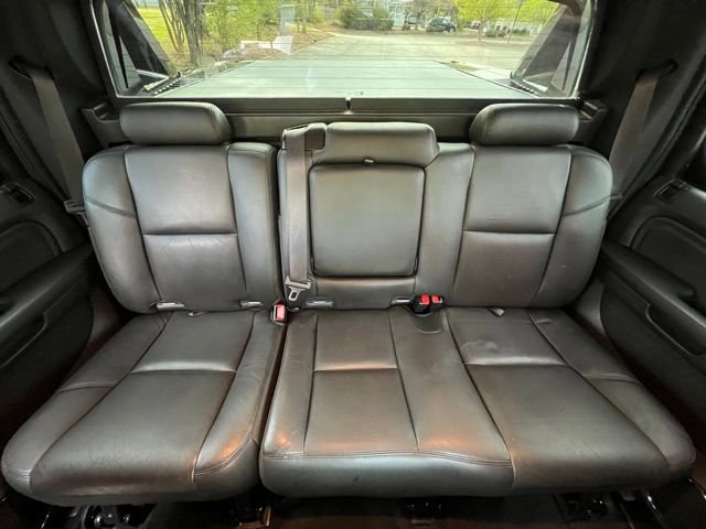 Used 2013 Cadillac Escalade EXT Premium image 25